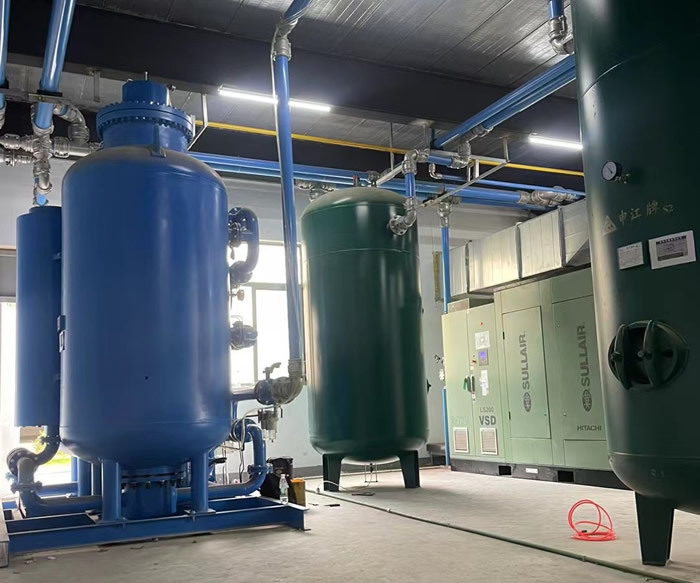 变频螺杆空压机及配套后处理及超级管道安装